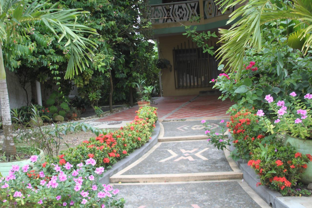 Punta Caribana Casa Hotel Некокли Экстерьер фото